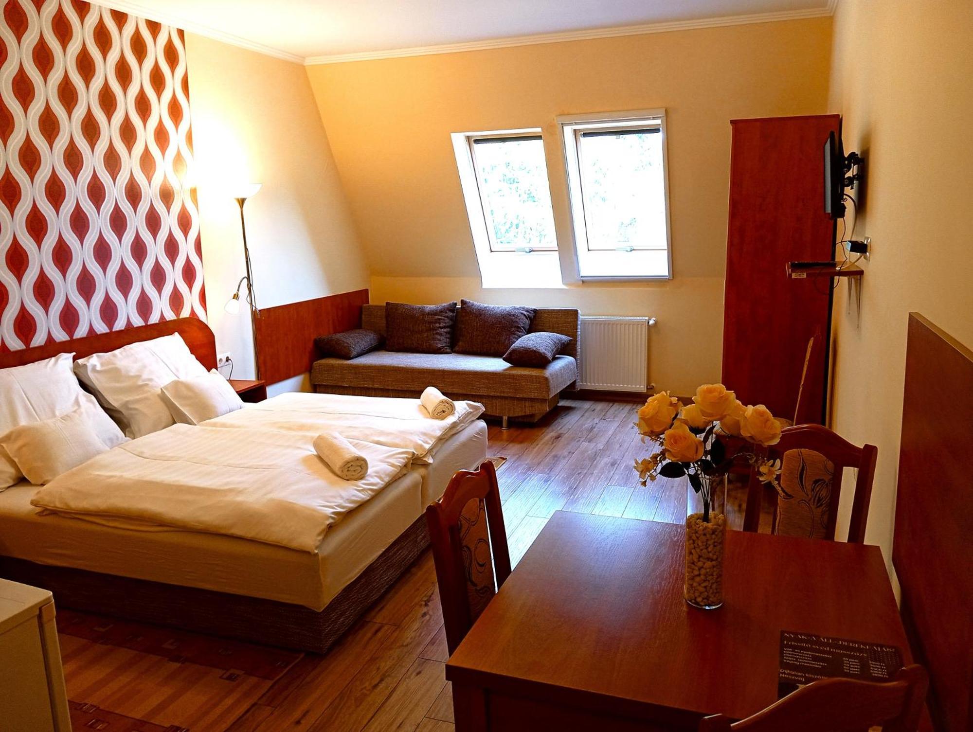 Patak-Party Apartmanok Bogács Eksteriør bilde
